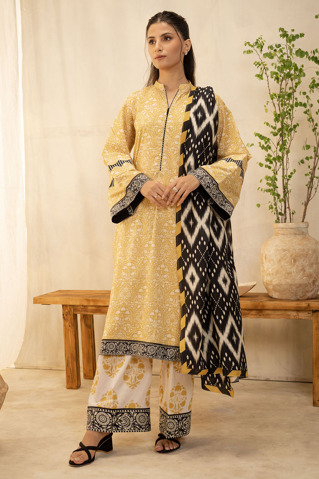 Zellbury | Unstitched 3 Piece Lawn | Shirt Shalwar Dupatta - 0130 - House Of Zarish