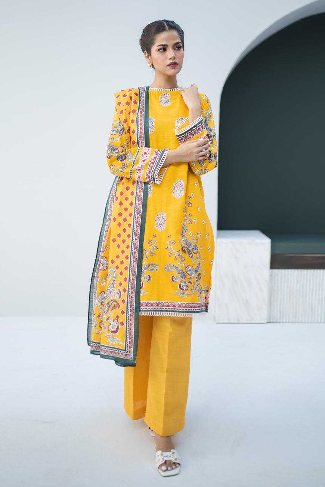 Zellbury | Unstitched 3 Piece Khaddar | Embroidered Shirt Dupatta - 0799 - House Of Zarish