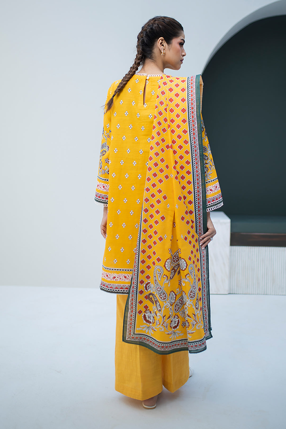 Zellbury | Unstitched 3 Piece Khaddar | Embroidered Shirt Dupatta - 0799 - House Of Zarish