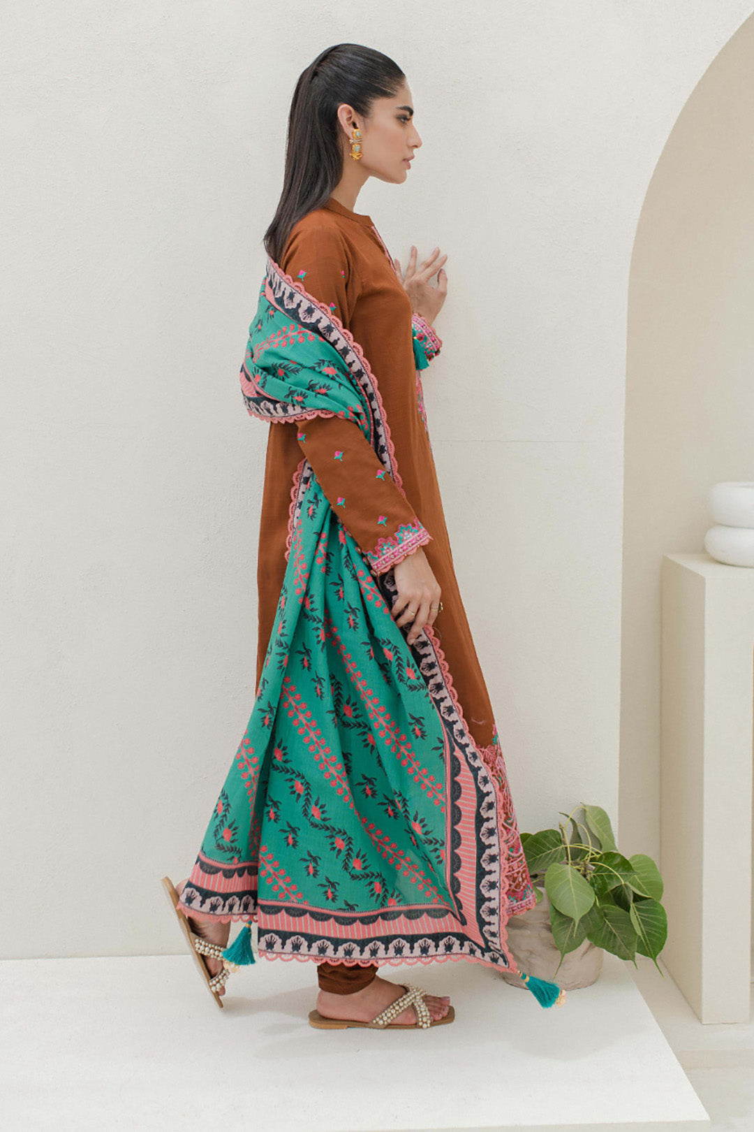 Zellbury | Unstitched 3 Piece Khaddar | Embroidered Shirt Shalwar Dupatta - 0705 - House Of Zarish