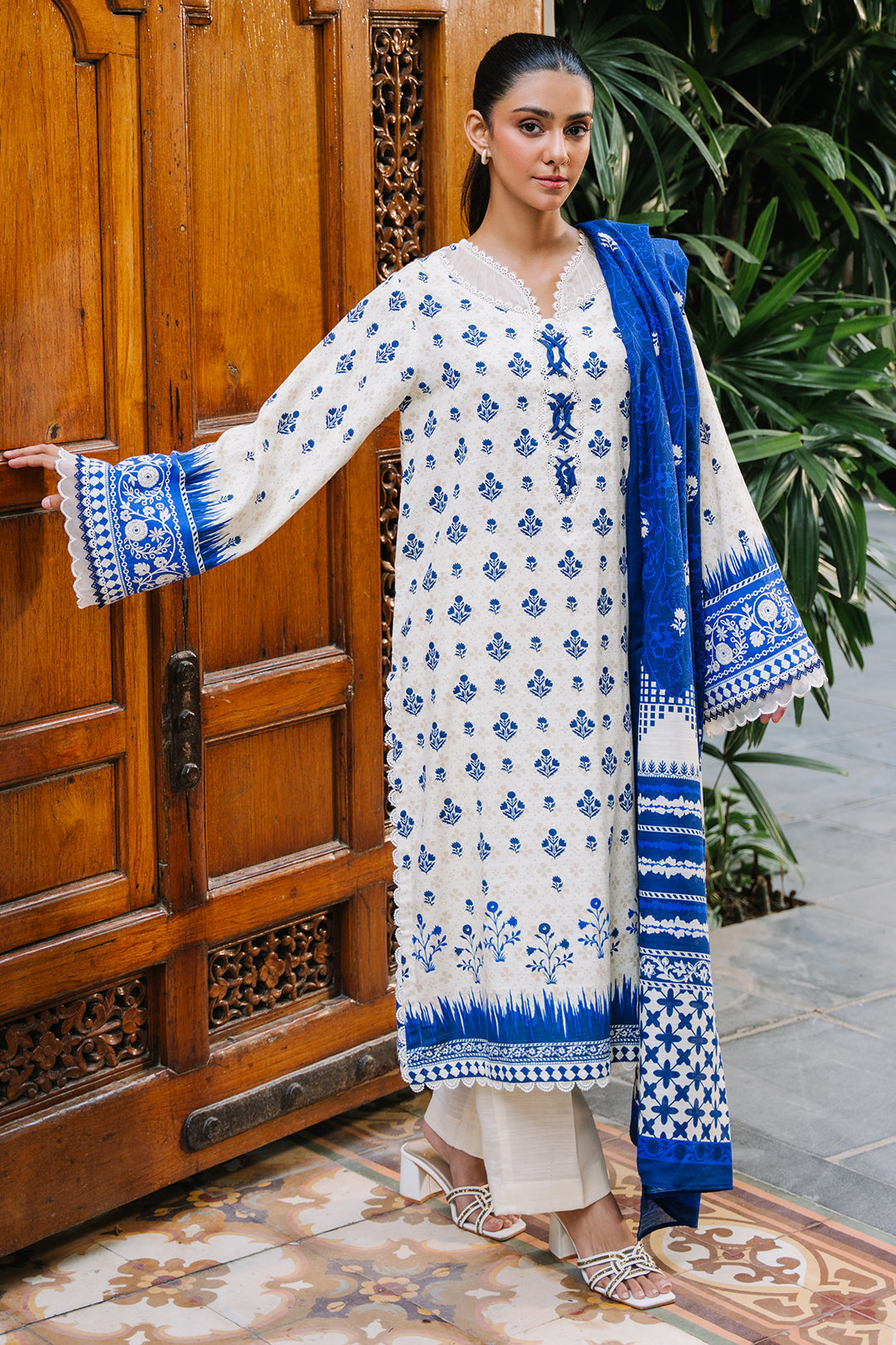Zellbury | Unstitched 2 Piece Khaddar | Embroidered Shirt Dupatta - 0265 - Libasekhas