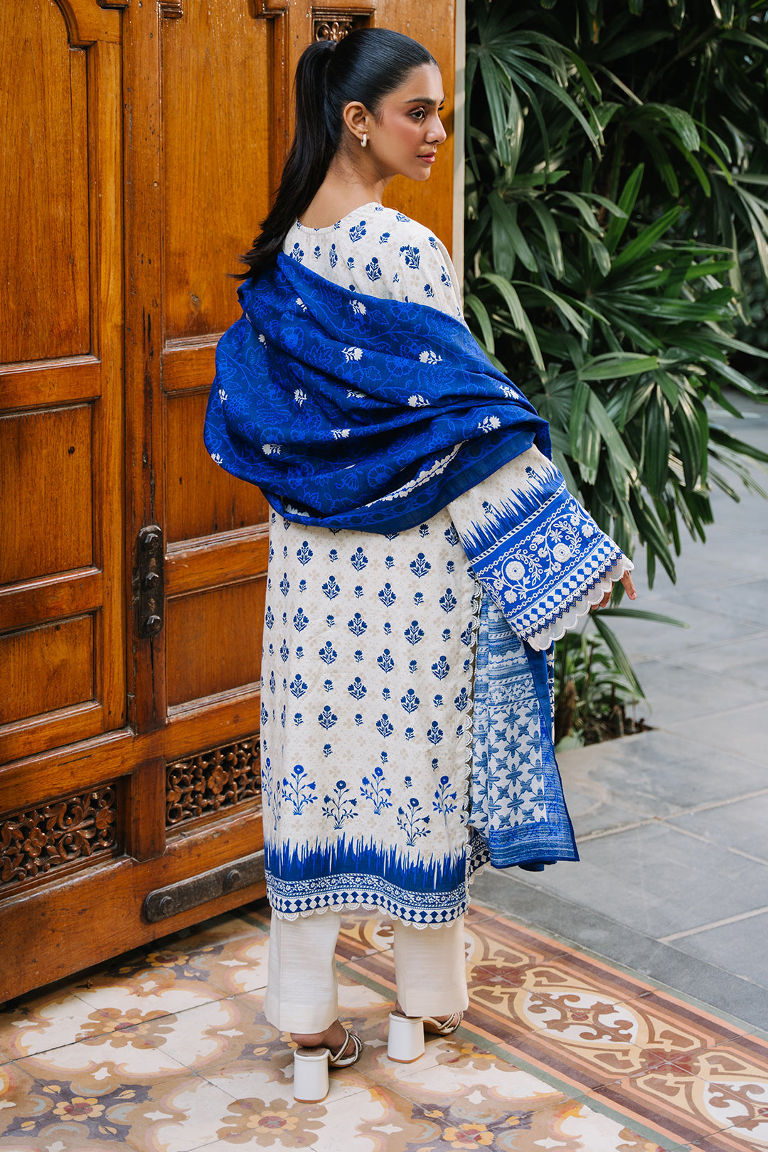 Zellbury | Unstitched 2 Piece Khaddar | Embroidered Shirt Dupatta - 0265 - Libasekhas