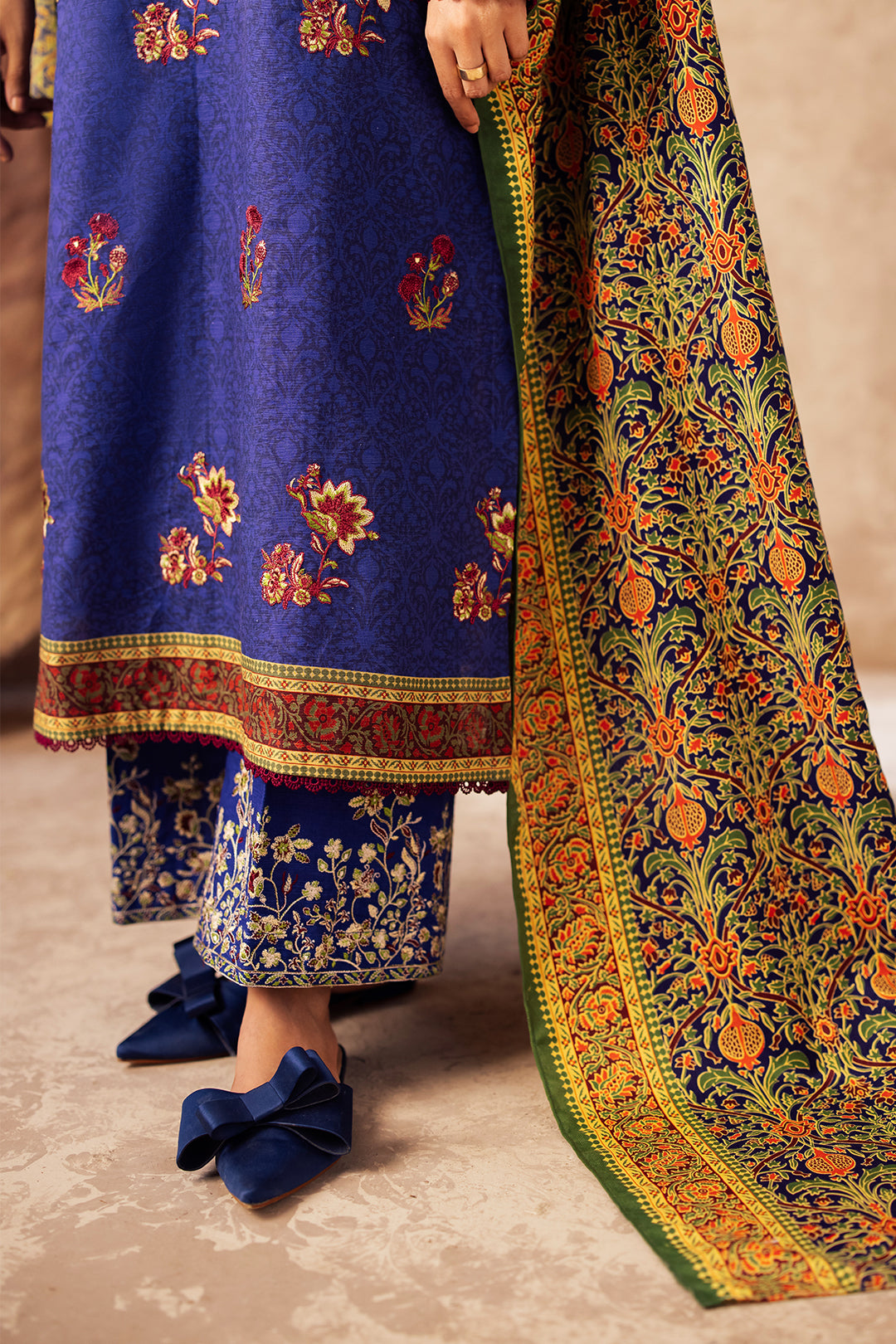 Zellbury | Unstitched 3 Piece Khaddar | Embroidered Shirt Shalwar Dupatta - 0221 - House Of Zarish