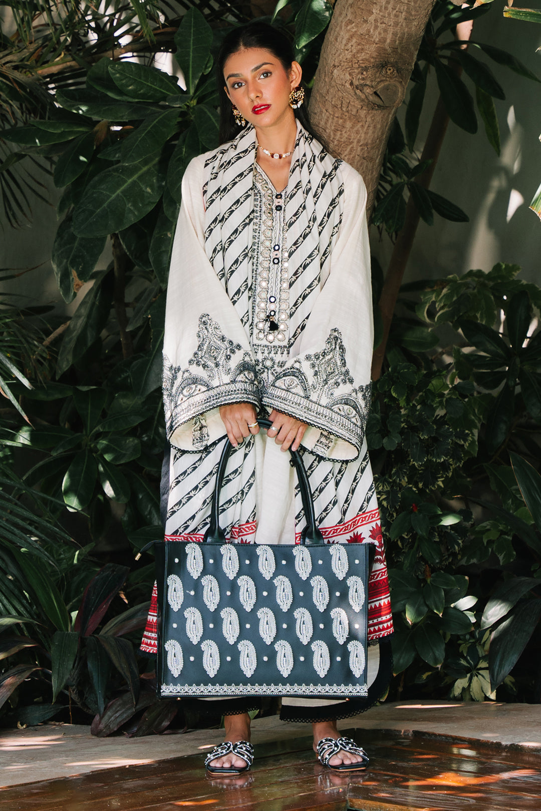 Zellbury | Unstitched 3 Piece Khaddar | Embroidered Shirt Shalwar Dupatta - 0239 - Libasekhas