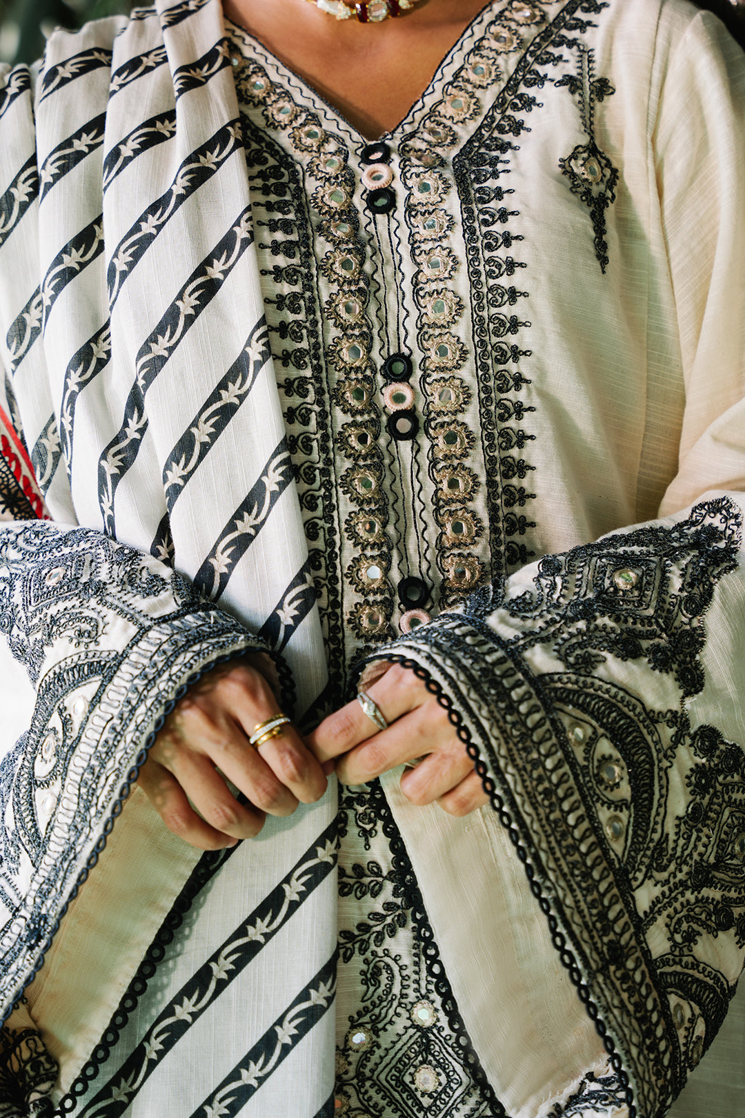 Zellbury | Unstitched 3 Piece Khaddar | Embroidered Shirt Shalwar Dupatta - 0239 - House Of Zarish