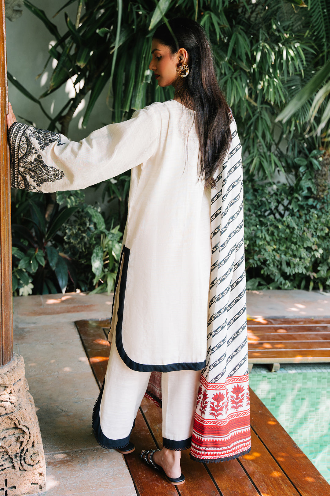 Zellbury | Unstitched 3 Piece Khaddar | Embroidered Shirt Shalwar Dupatta - 0239 - House Of Zarish