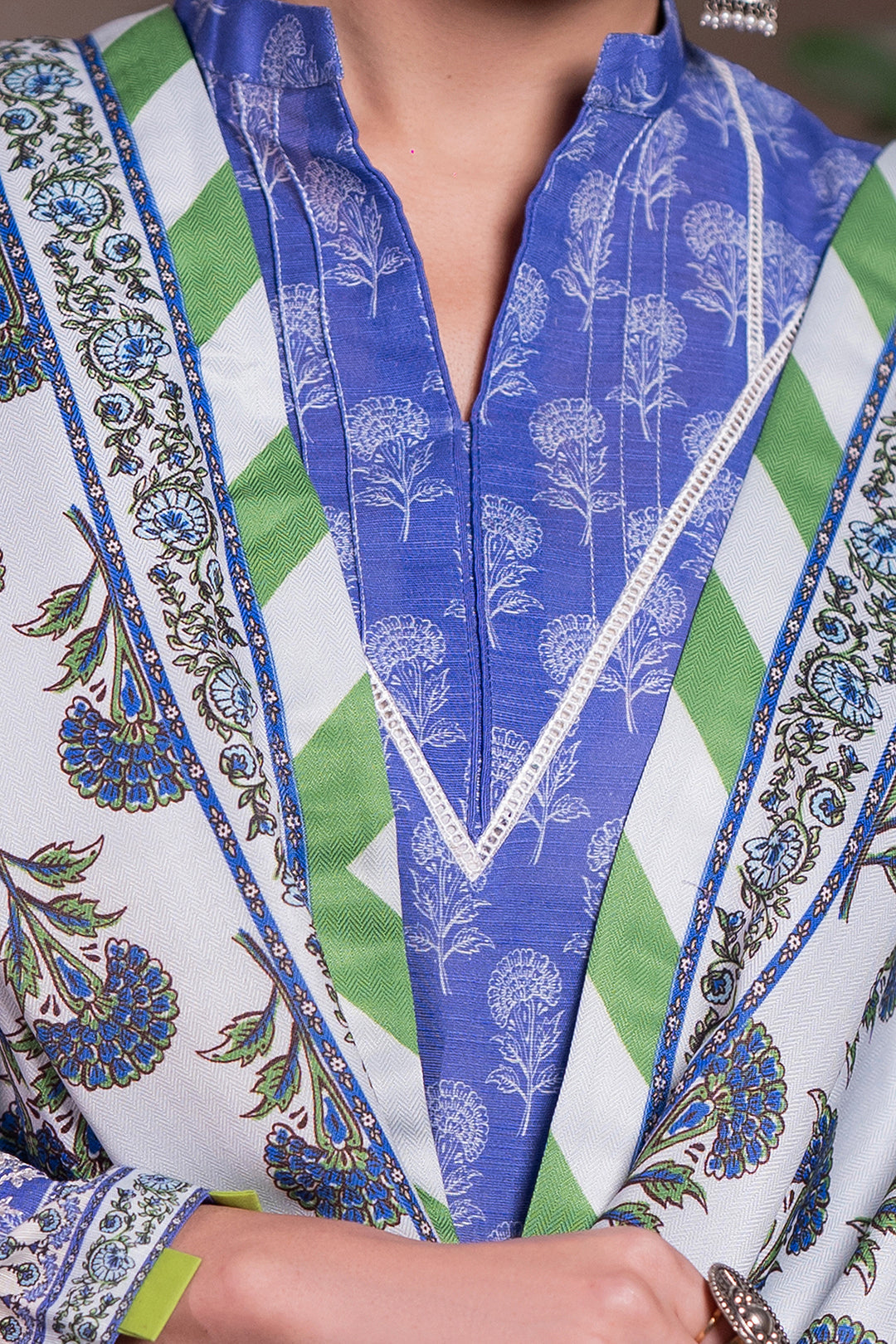 Zellbury | Unstitched 3 Piece Khaddar | Embroidered Shirt Shalwar Dupatta - 0589 - House Of Zarish