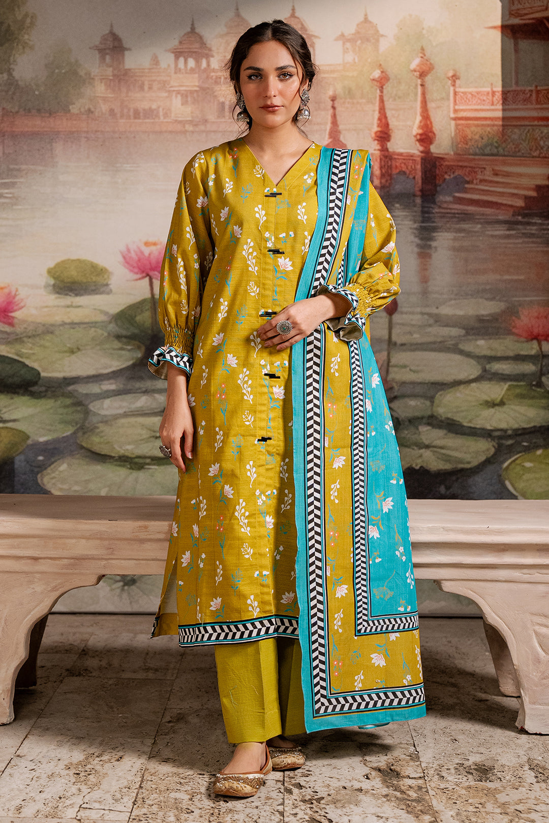 Zellbury | Unstitched 2 Piece Khaddar | Shirt Dupatta - 0423 - House Of Zarish