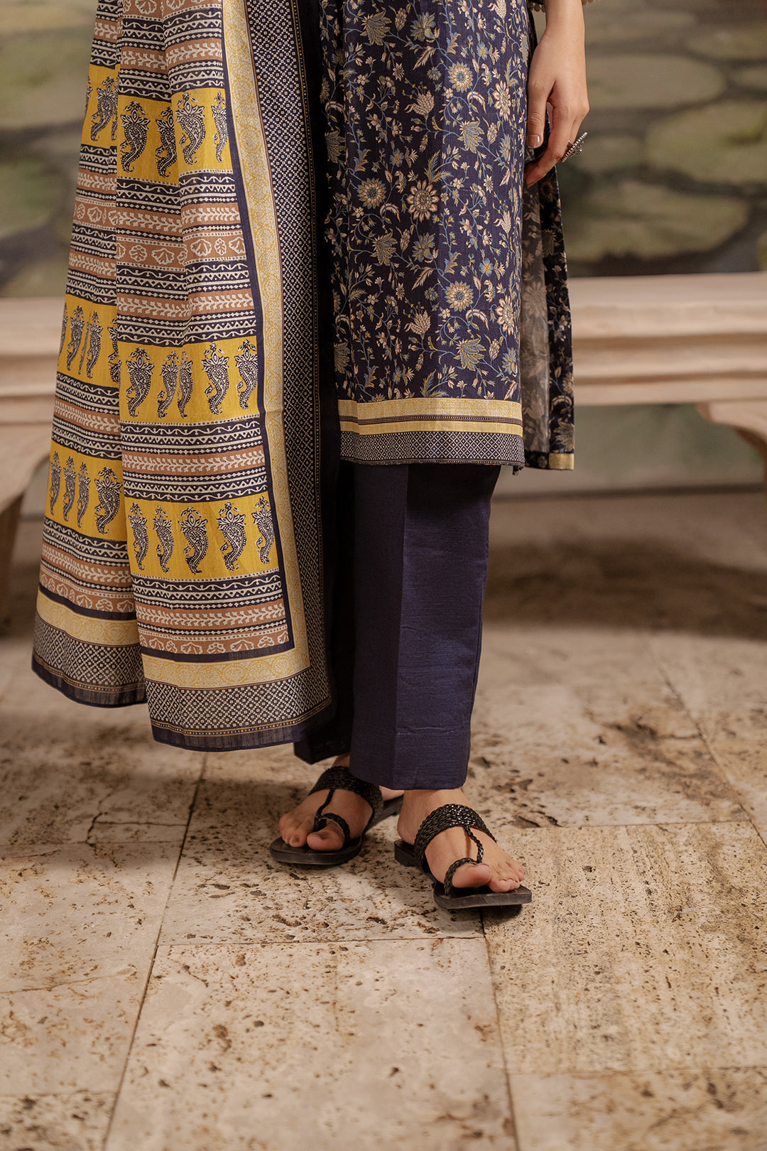 Zellbury | Unstitched 3 Piece Khaddar | Shirt Shalwar Dupatta - 0449 - House Of Zarish