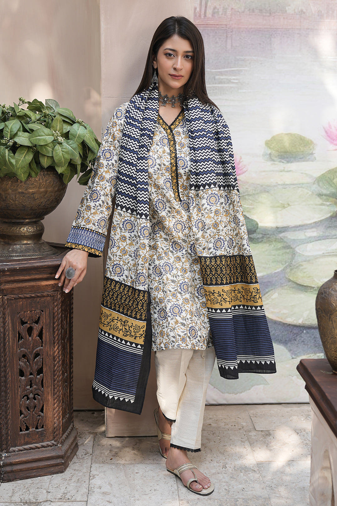 Zellbury | Unstitched 3 Piece Khaddar | Shirt Shalwar Dupatta - 0452 - House Of Zarish