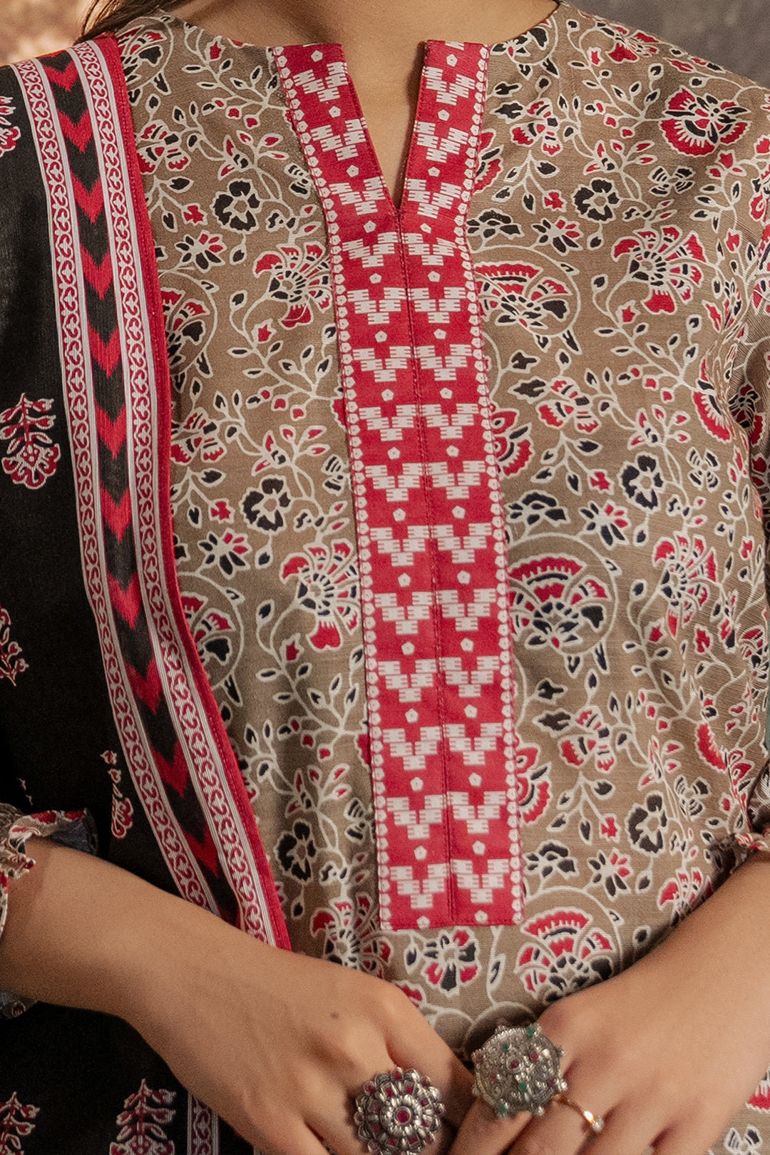 Zellbury | Unstitched 3 Piece Khaddar | Shirt Shalwar Dupatta - 0456 - House Of Zarish