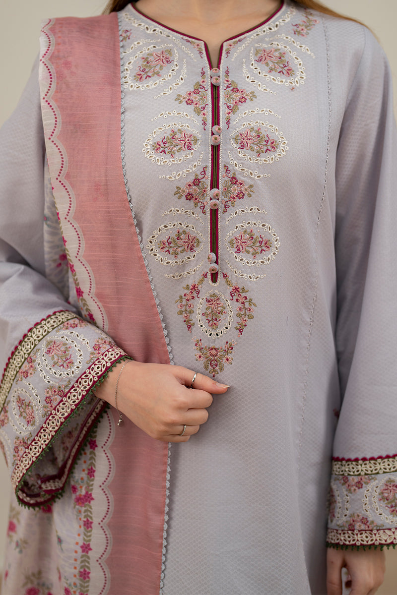 Jazmin | Summer Lawn 25 | USE-9129