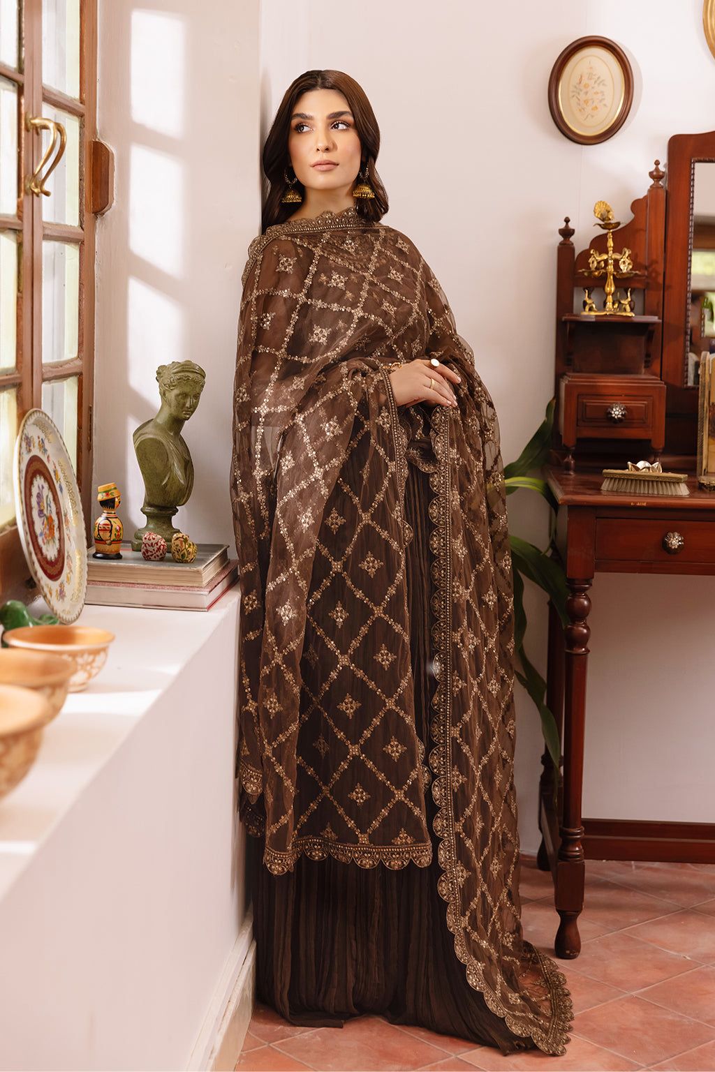 IZNIK | Russet - Riwayat-e-khas