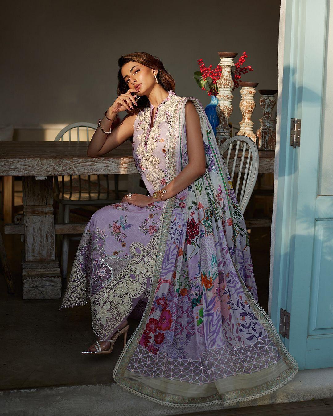 Faiza Saqlain - Nazeli - House Of Anaya