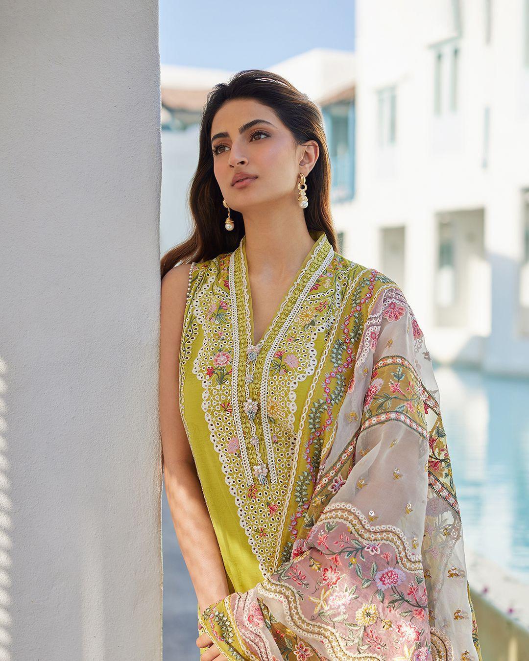 Faiza Saqlain - Estera - House Of Anaya