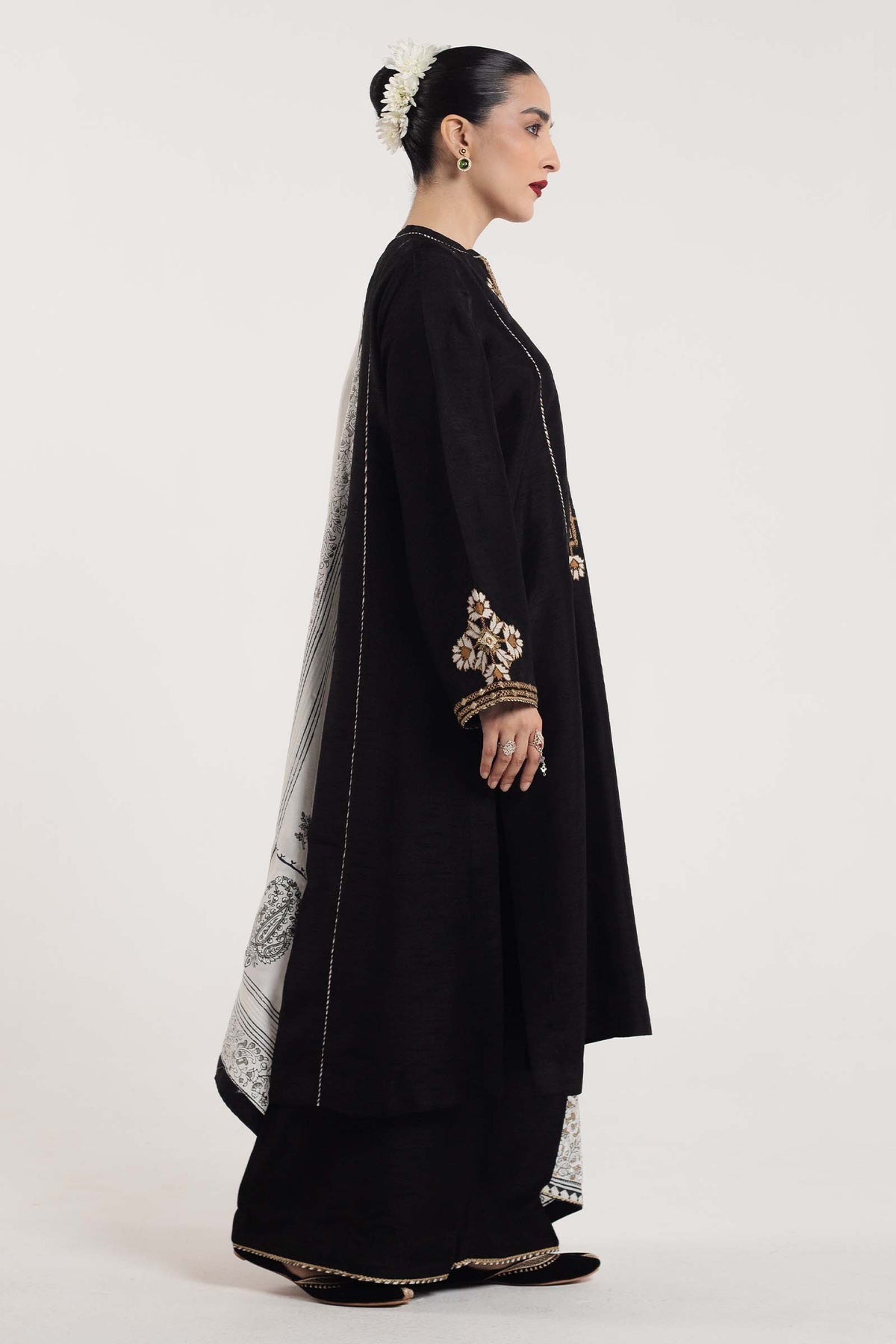 Zara Shahjahan | Handcrafted Suits | ZHC-048 - House Of Anaya