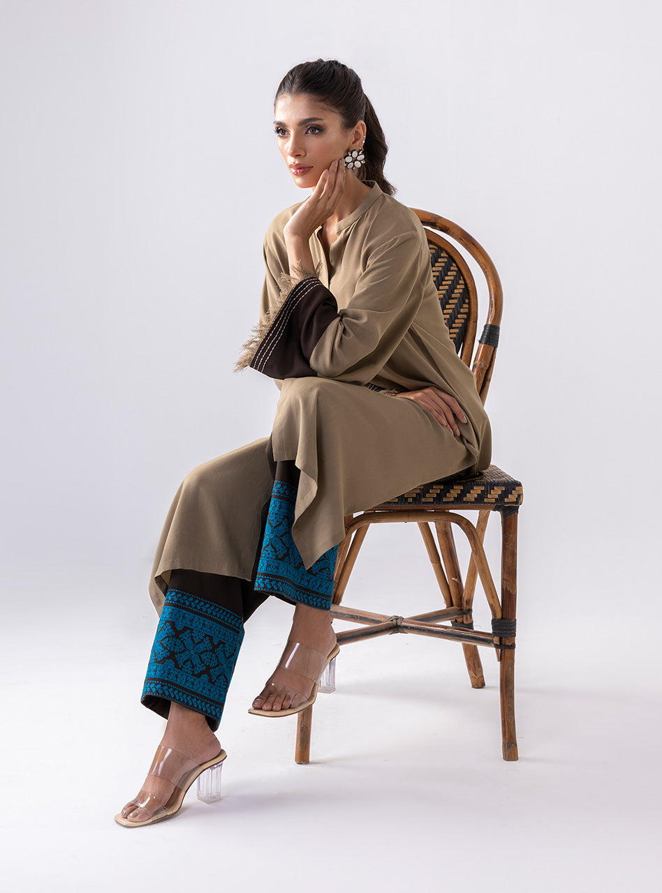 Zainab Chottani | Aara Casual Pret |  Rusty Rave