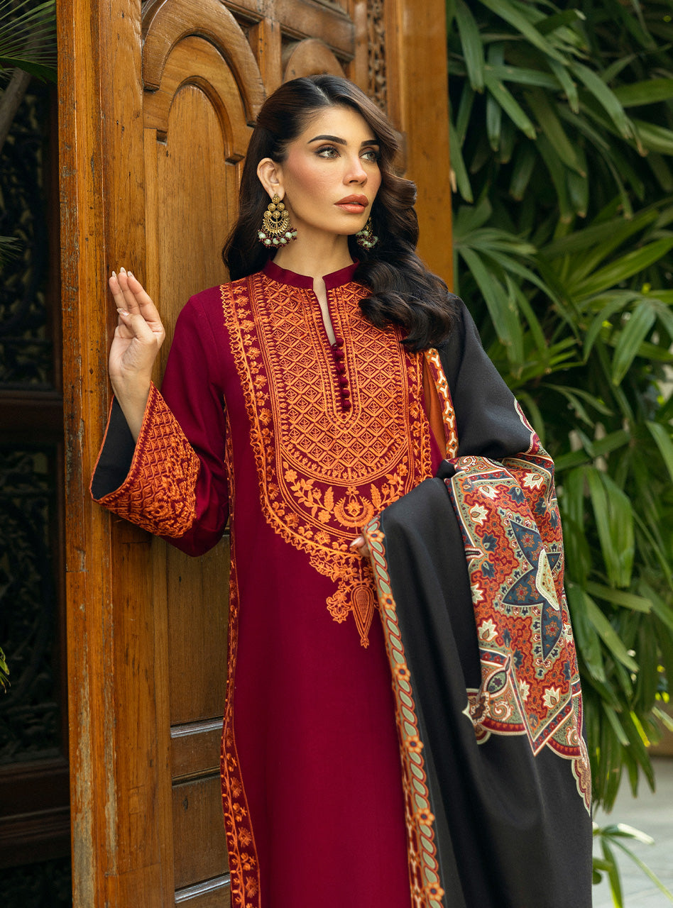Zainab Chottani | Winter Shawls 24 |  Sila