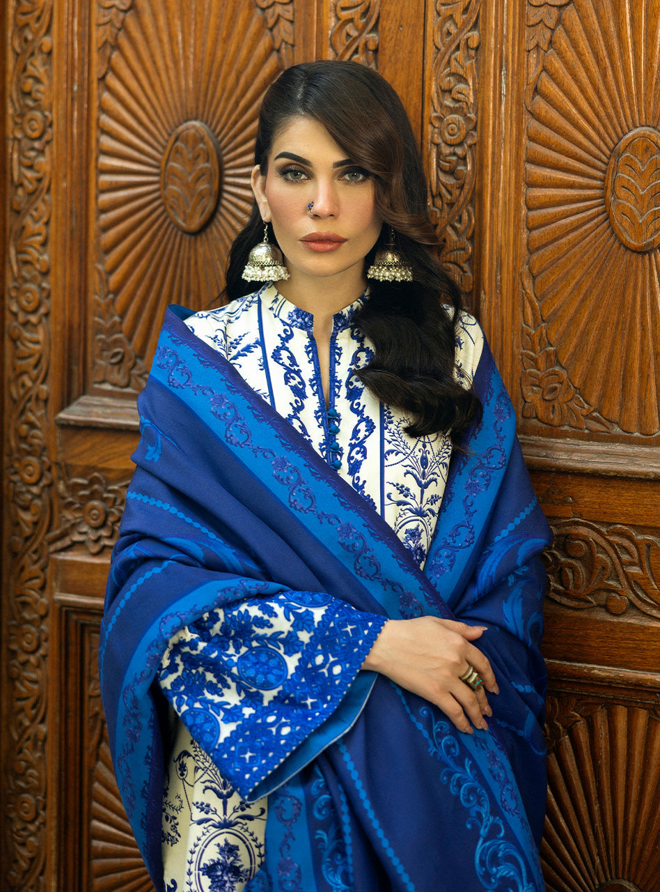 Zainab Chottani | Winter Shawls 24 |  Rania
