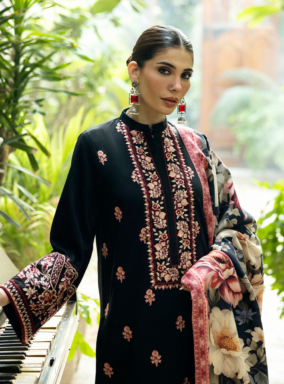 Zainab Chottani | Winter Shawls 24 |  Alaya