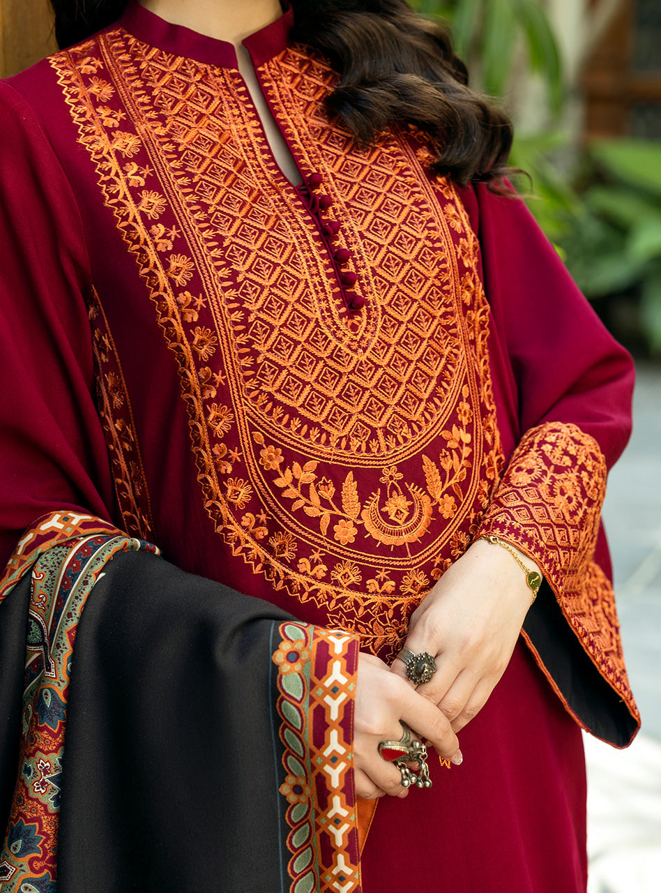 Zainab Chottani | Winter Shawls 24 |  Sila
