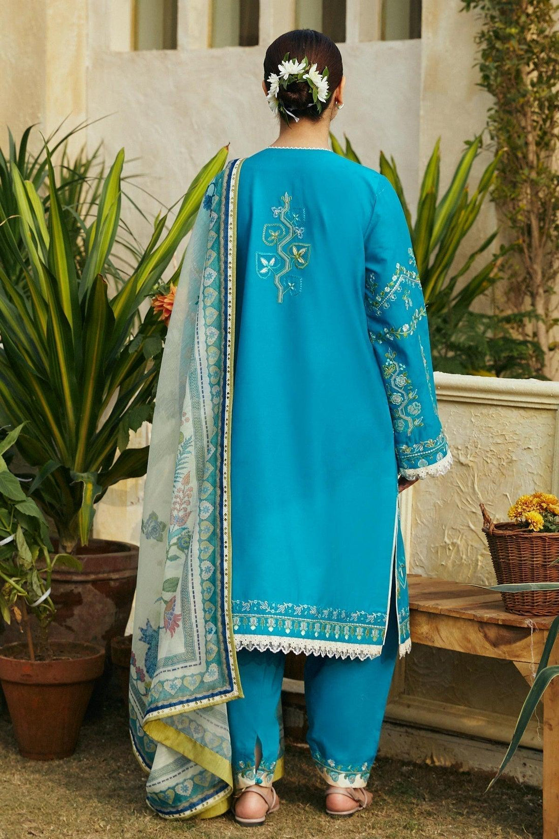 Zara Shahjahan - Zoya 8B - House of Zarish