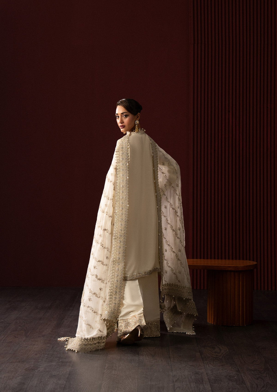 Aik Atelier | Lady Aik 25 | LOOK 01