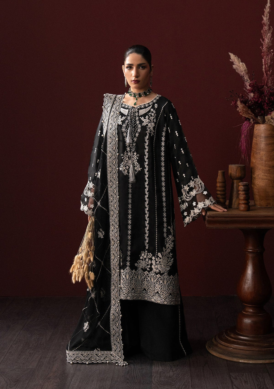 Aik Atelier | Lady Aik 25 | LOOK 02