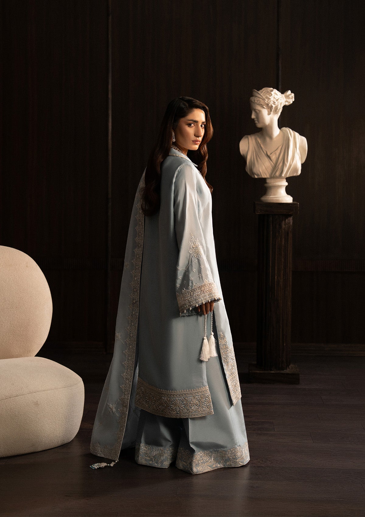 Aik Atelier | Lady Aik 25 | LOOK 05