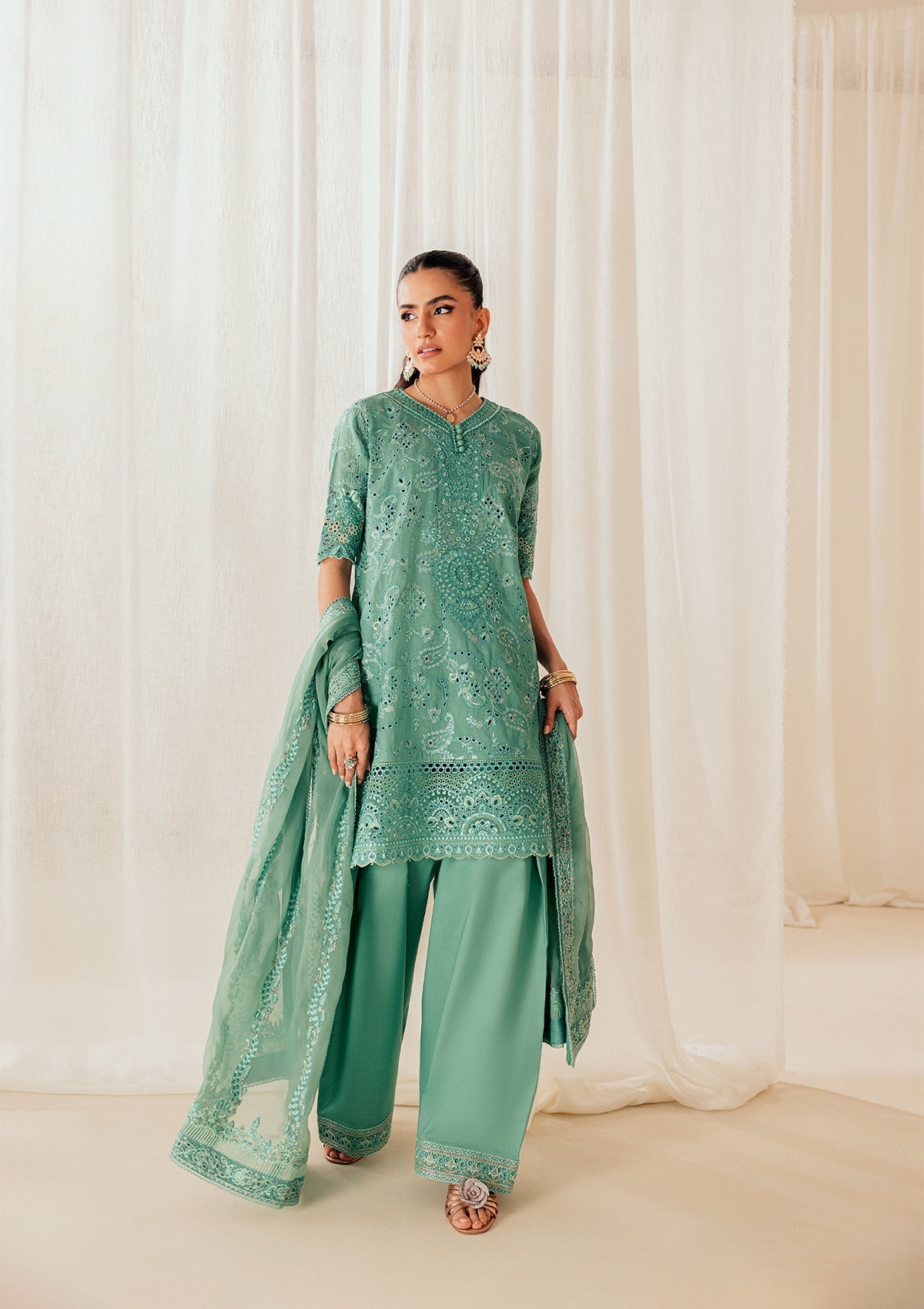 Aik Atelier | Lawn 26 Vol 2 | Look B2603A - 3