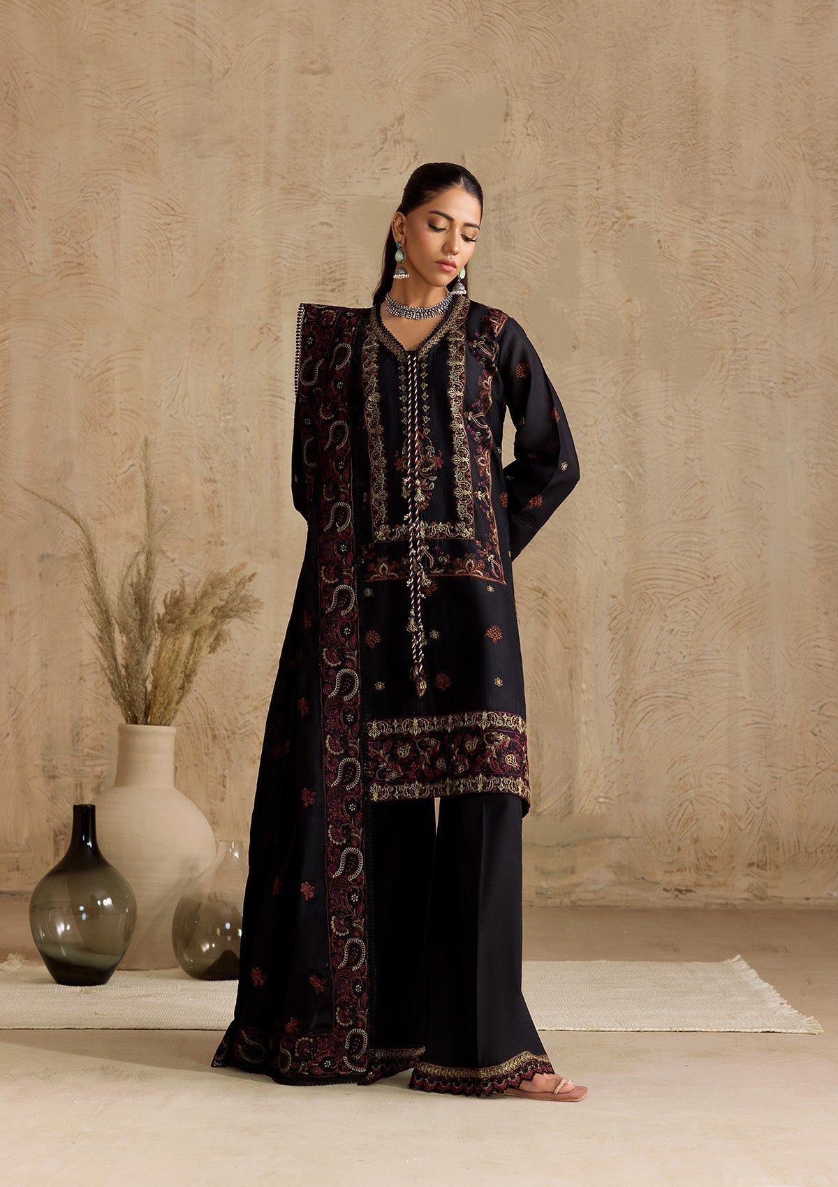 Aik Atelier | RTW 25 |  LOOK 06