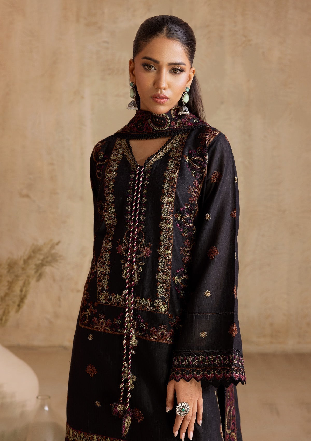 Aik Atelier | RTW 25 |  LOOK 06