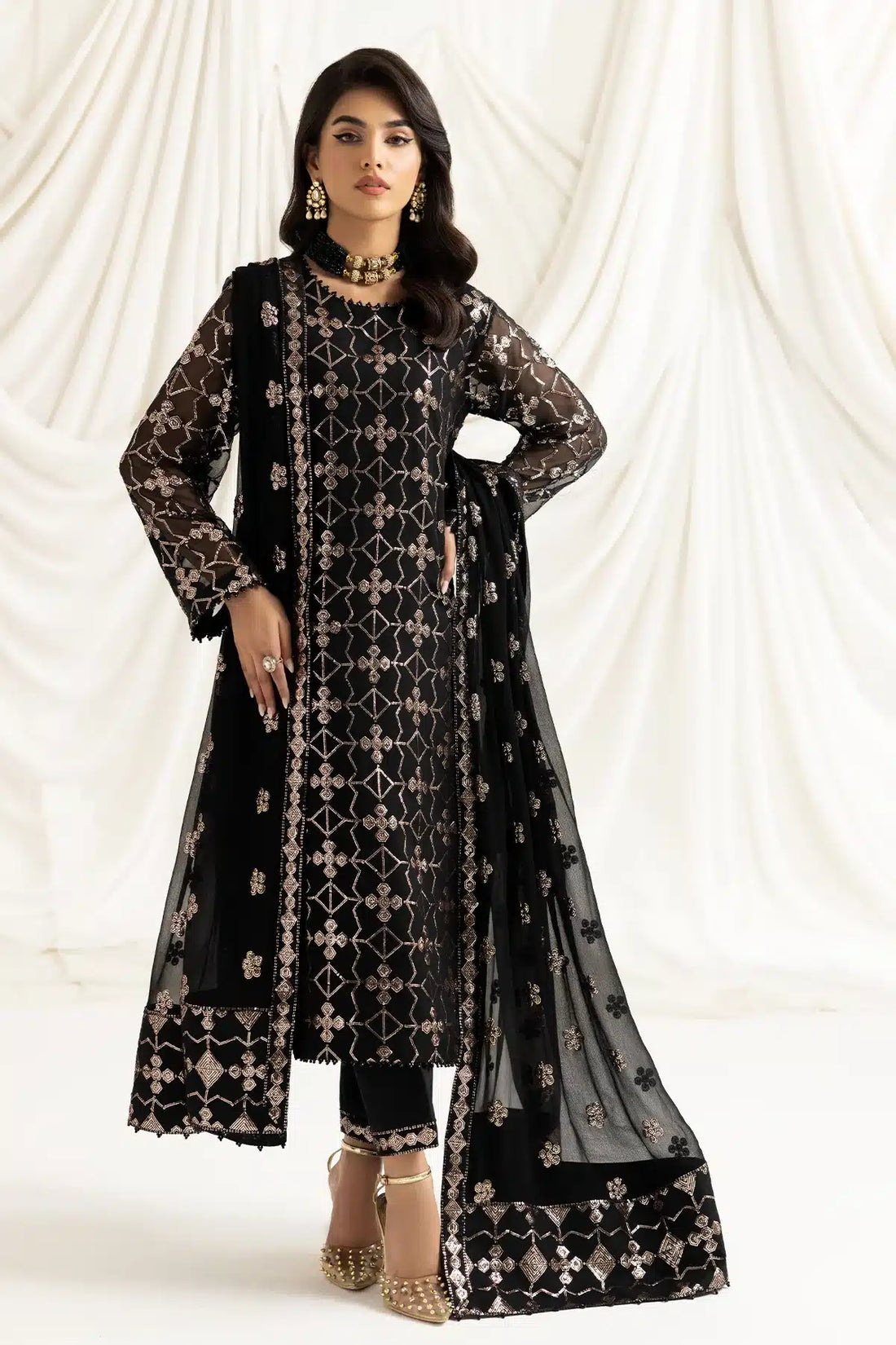 Alizeh | Dua Formals 23 | DUA-V02D04A-NAZIK(Black) - House Of Anaya
