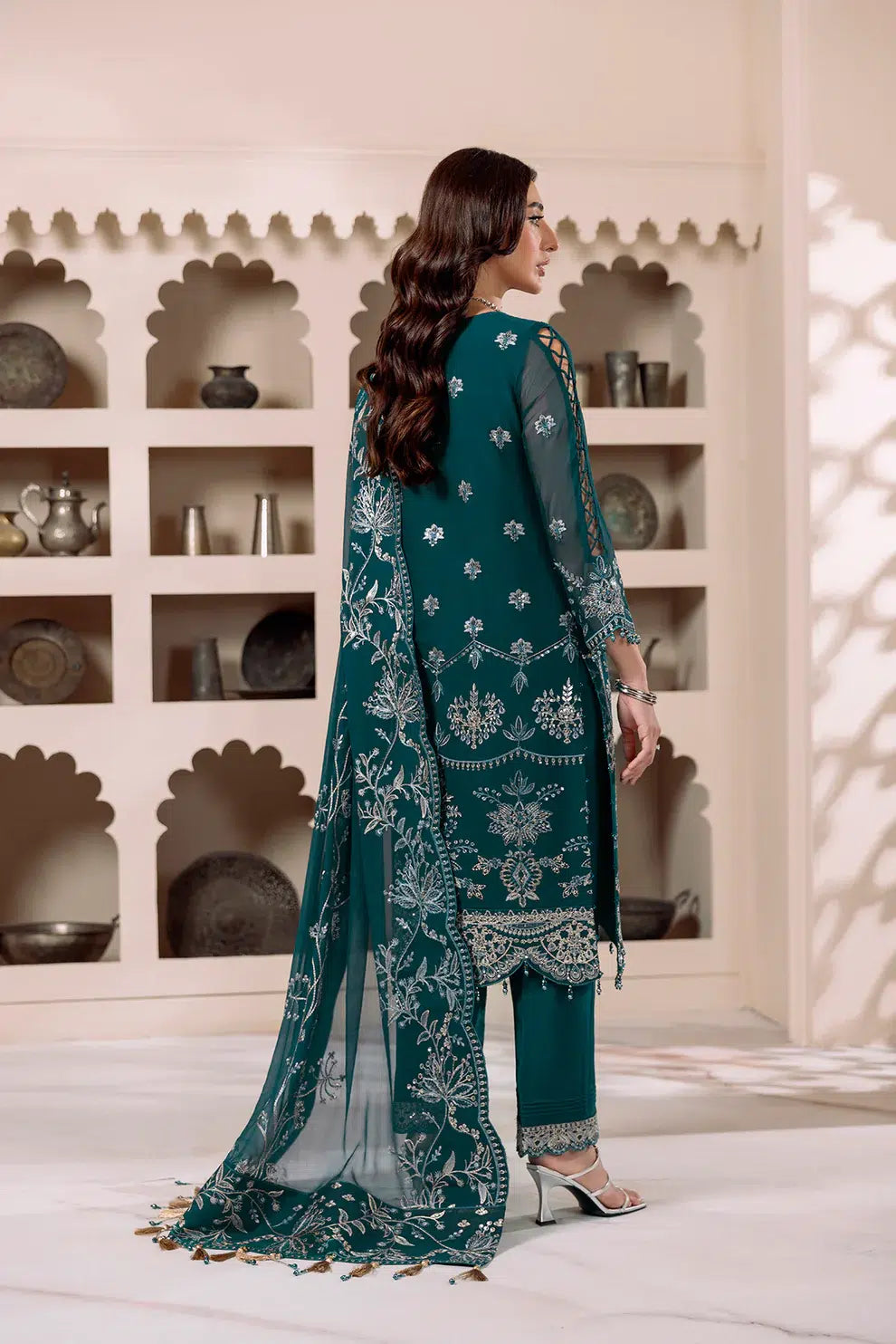Alizeh | Dua Formals 23 | DUA-V01D02B- LYRA ( ZINC ) - House Of Anaya