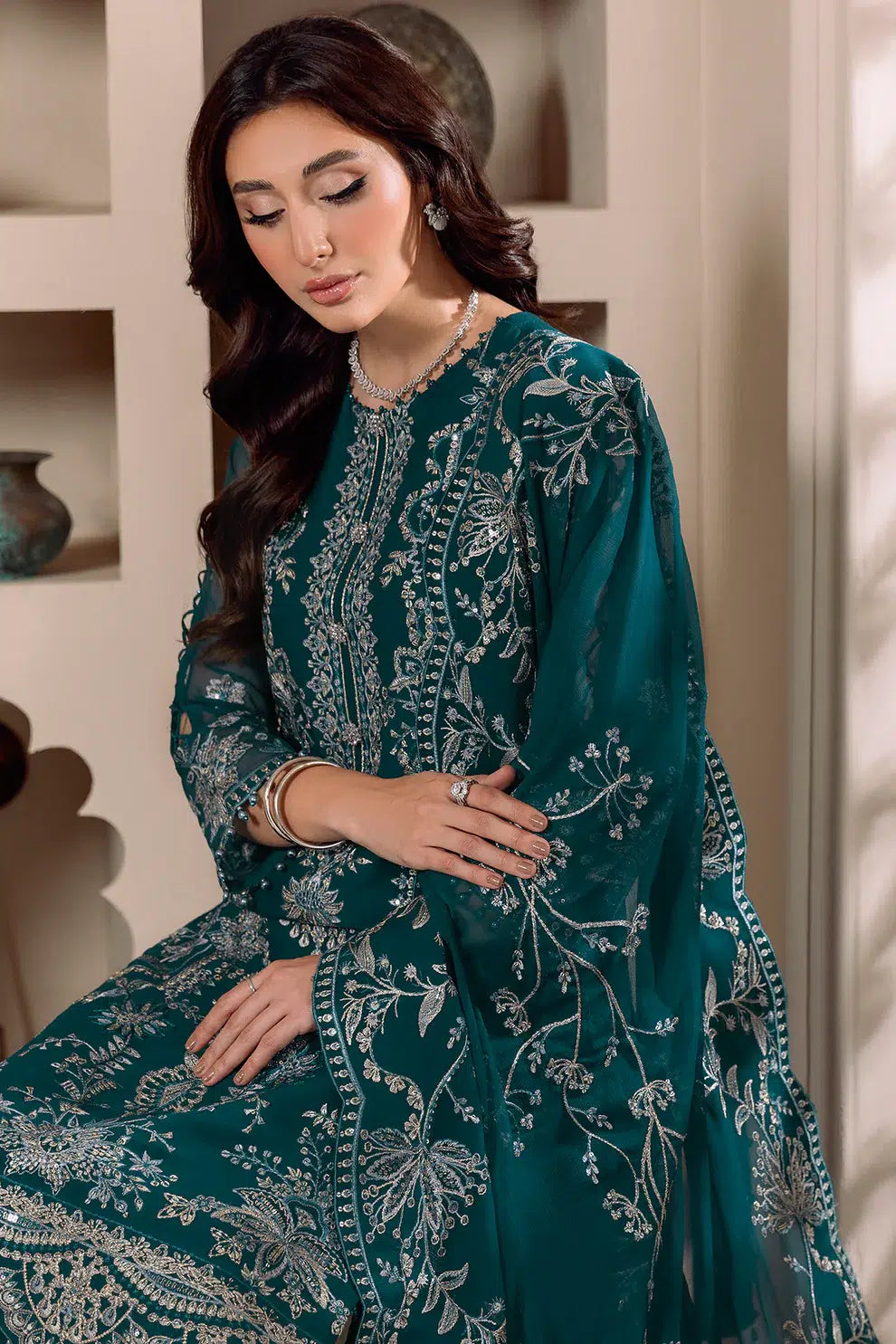 Alizeh | Dua Formals 23 | DUA-V01D02B- LYRA ( ZINC ) - House Of Anaya