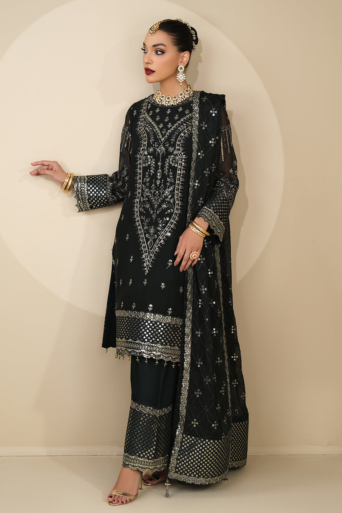 Alizeh | Formals Collection | MINERVA UF-V03D04 - House Of Anaya