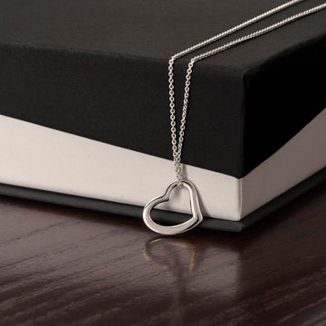 Delicate Heart Necklace - Riwayat-e-khas
