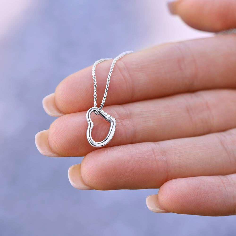 Delicate Heart Necklace - Riwayat-e-khas