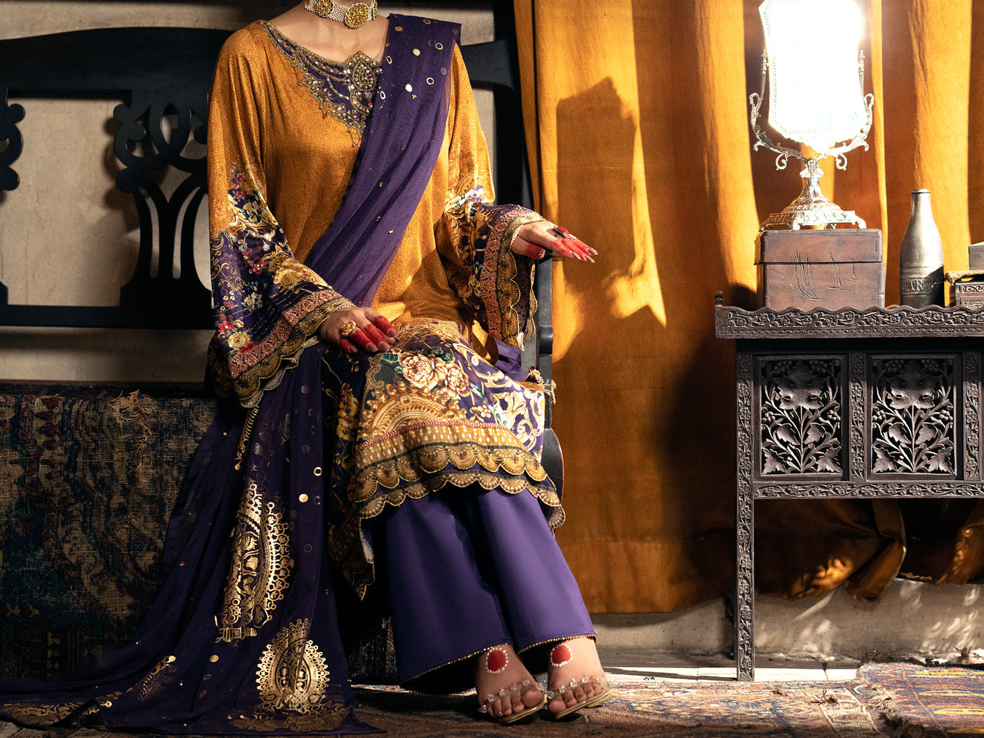 Almirah | Luxury Edit | AWP-3PS-564