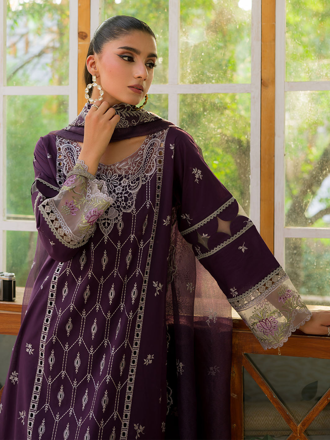 Mahnur | Bella Lawn 24 | BL - 11 - House of Zarish