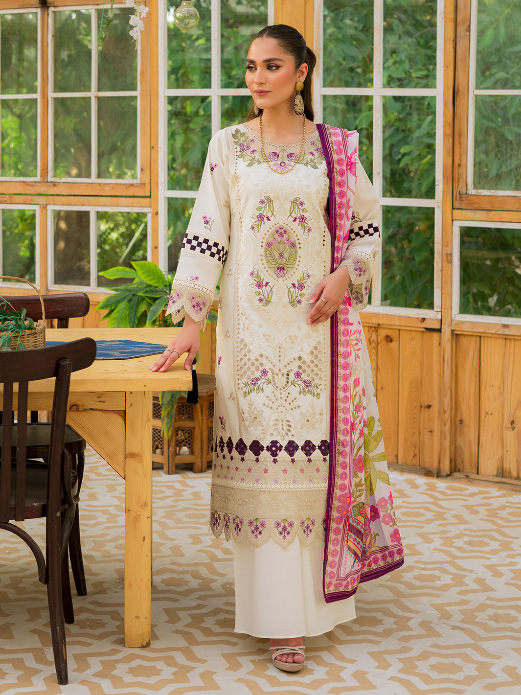 Mahnur | Bella Lawn 24 | BL - 04 - House of Zarish