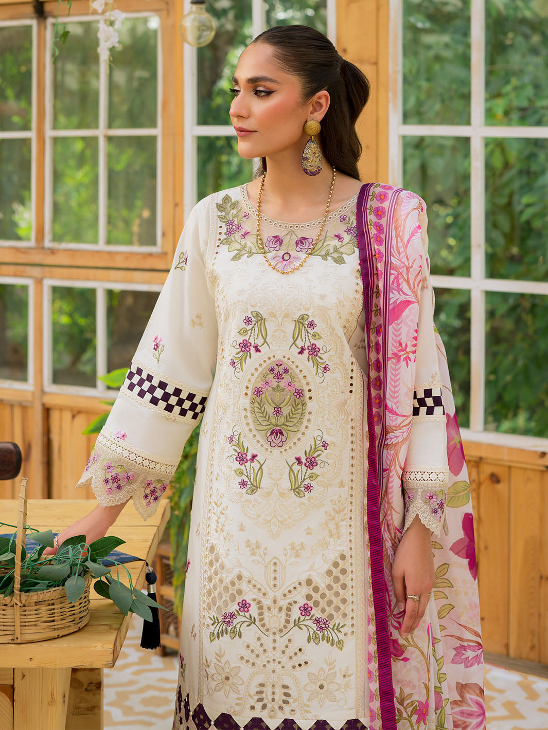 Mahnur | Bella Lawn 24 | BL - 04 - House of Zarish