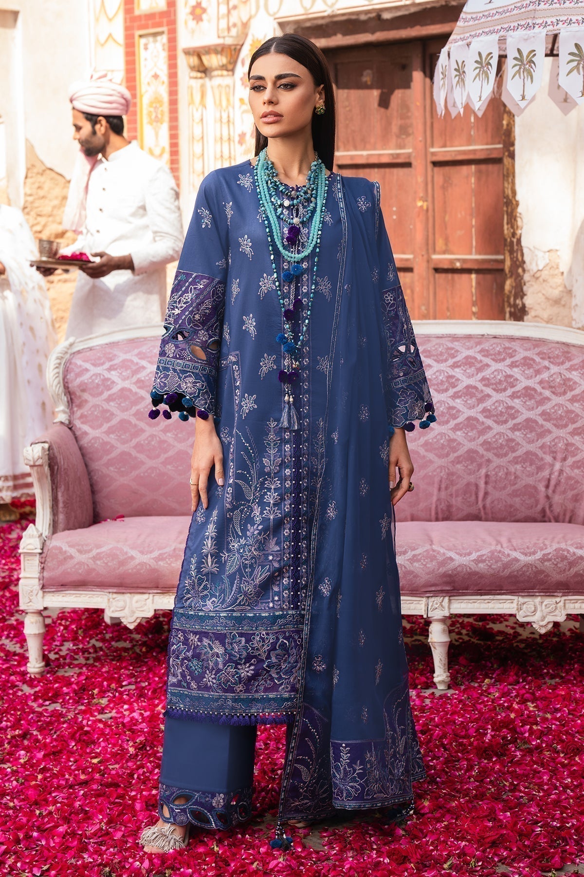 Alizeh | Rawayat Luxury Lawn 24 | Shehnaaz - House Of Anaya