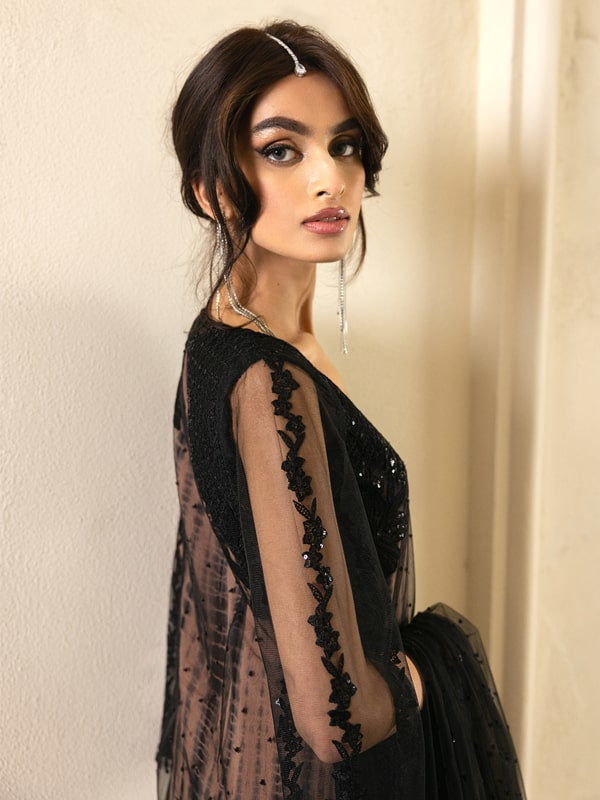 Caia | Mahiri Luxury Edit24 | DUSK - House of Zarish
