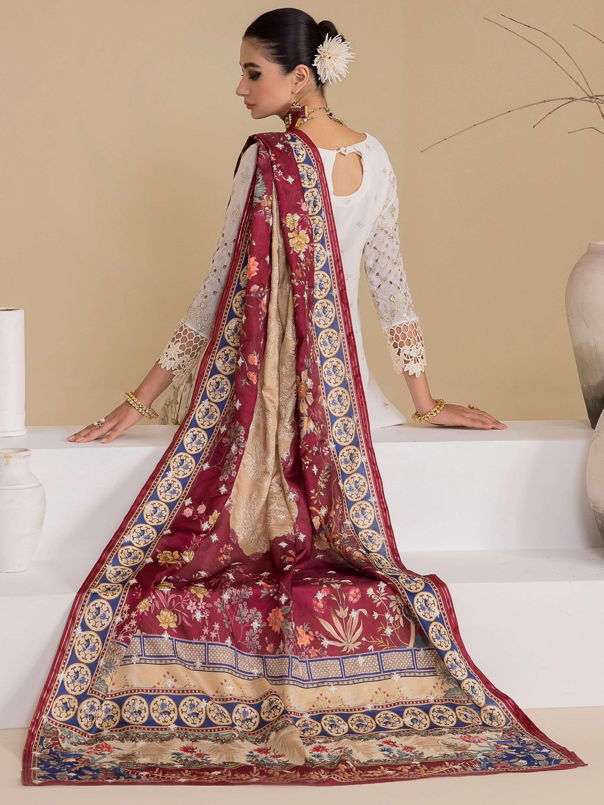 IZNIK Chinon Vol-03 Embroidered Chiffon 3Pc Suit CC-24 Bianca - House Of Anaya