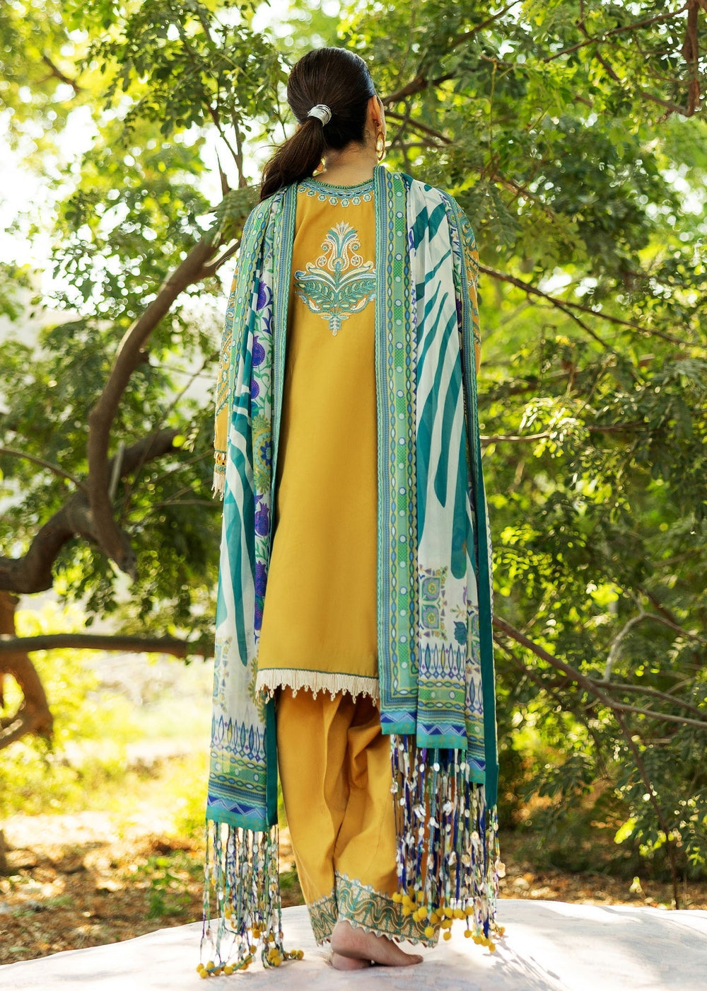 Sadaf Fawad Khan | Siraa Lawn 25 | LIANA - B - House Of Anaya