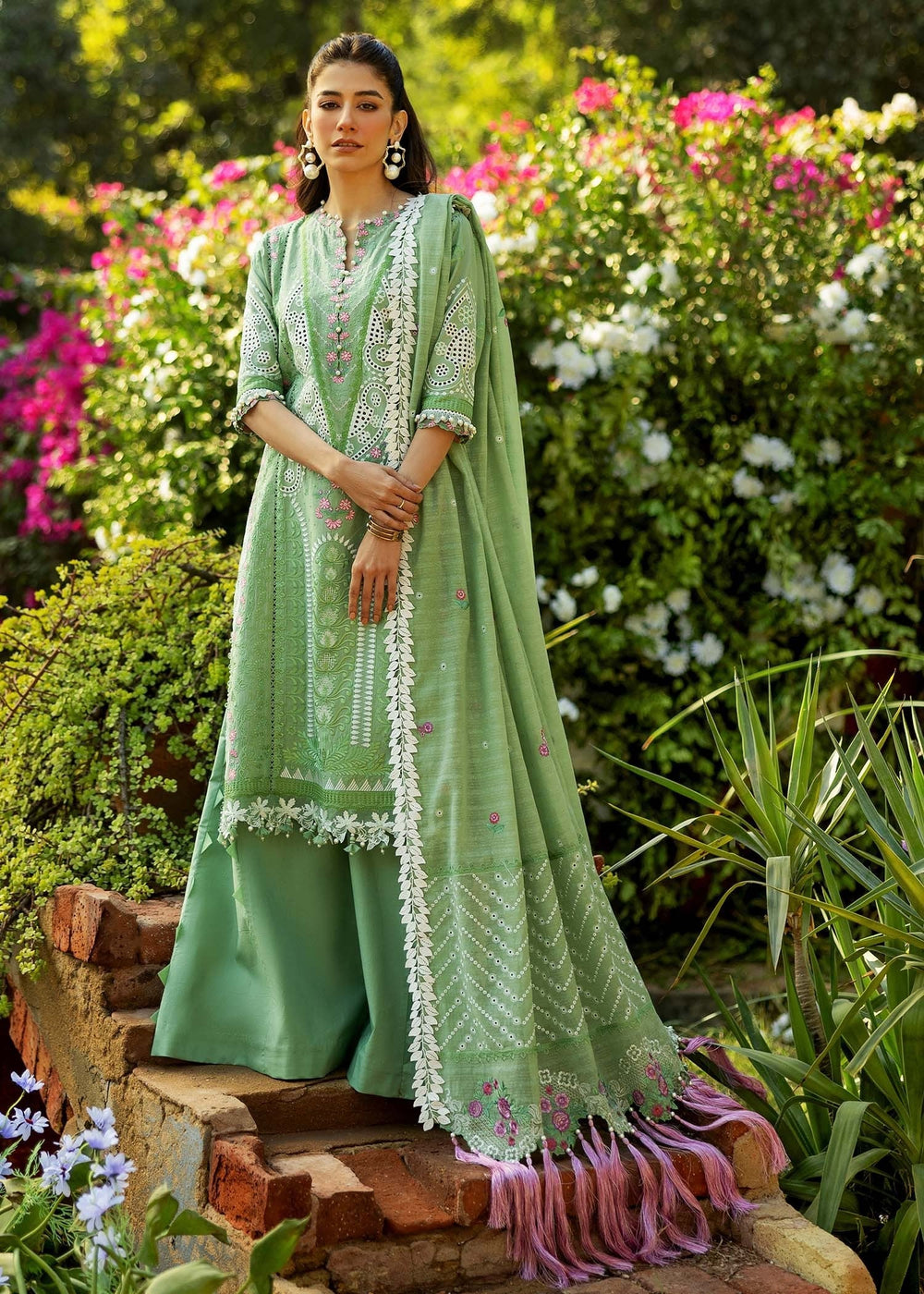 Sadaf Fawad Khan | Siraa Lawn 25 | FRENCH HEARTS - A - House Of Anaya