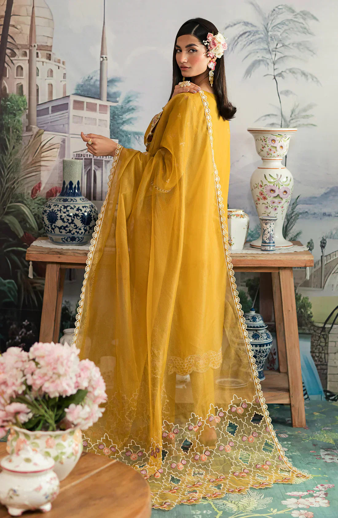 Emaan Adeel | Ayra Luxury Lawn 24 | AR-06 - House Of Anaya