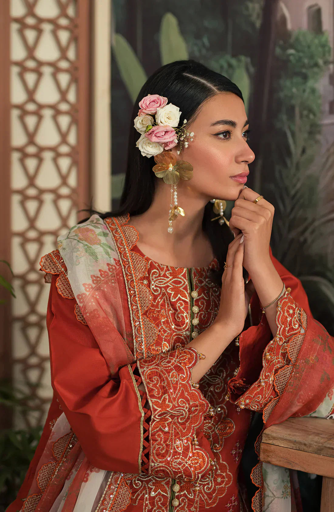 Emaan Adeel | Ayra Luxury Lawn 24 | - House Of Anaya