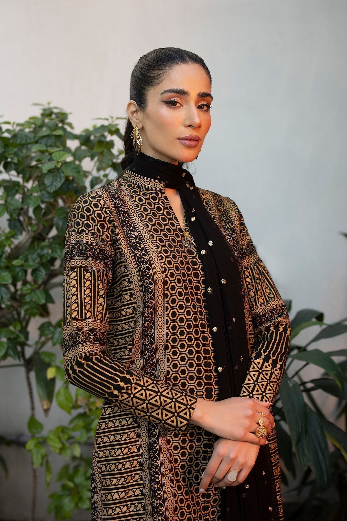 Erum Khan | Shahzeen Eid Collection | SUNSET - House Of Anaya